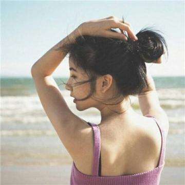 中国人民银行行长潘功胜会见蒙古国中央银行行长那仁朝格特